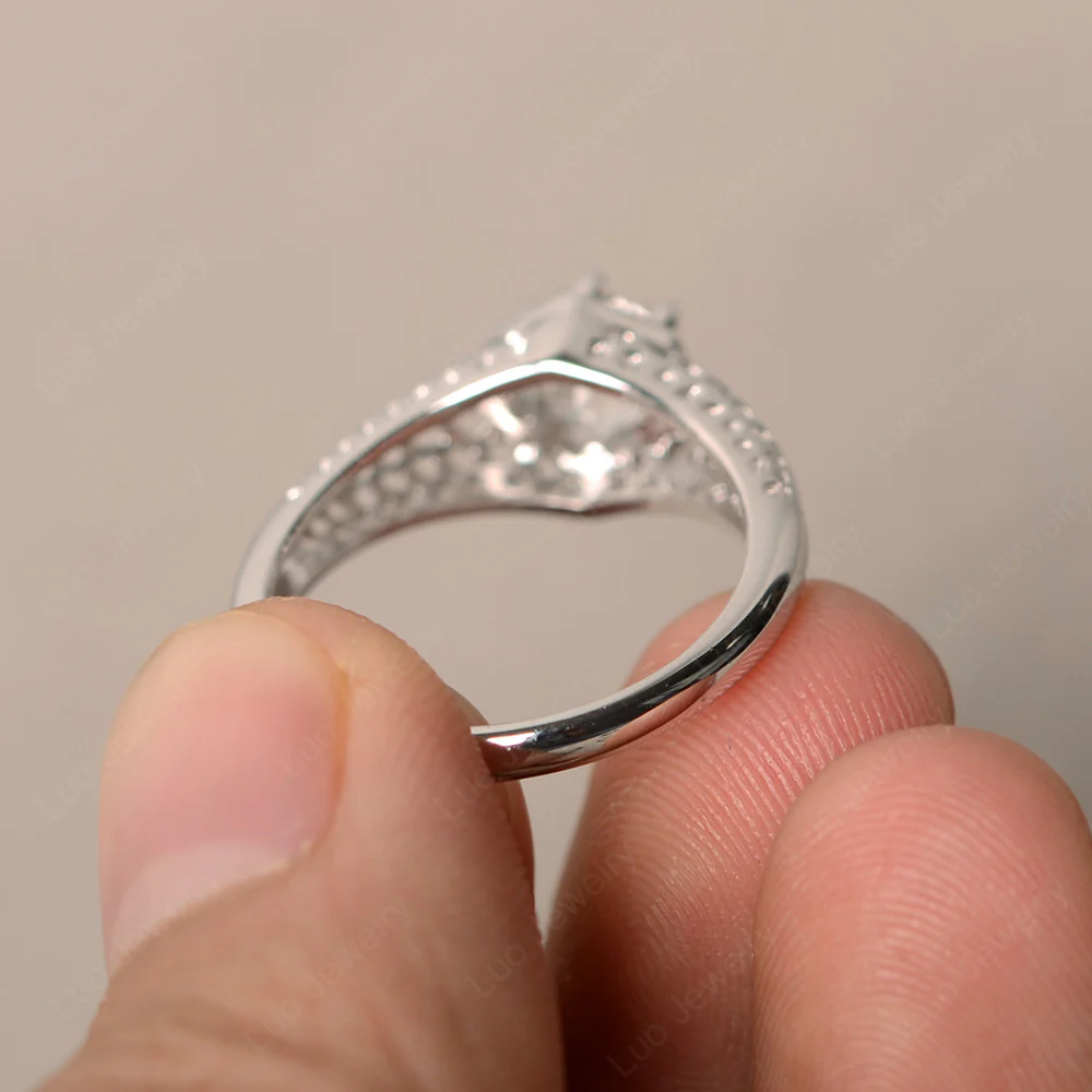 White Topaz Openwork Ring - Image 2