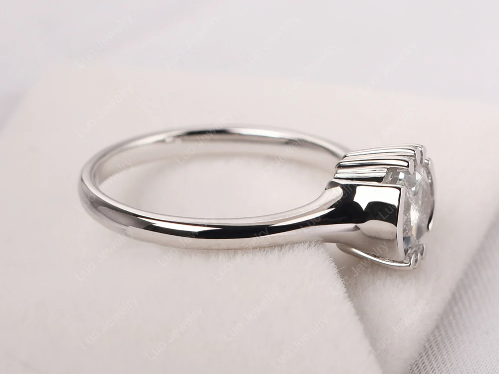 Unique White Topaz Solitaire Ring - Image 4