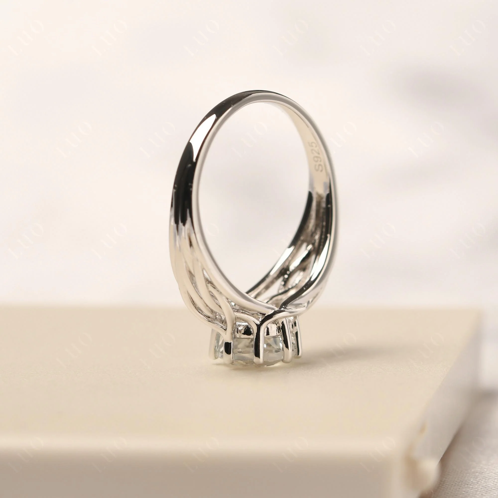White Topaz Intertwined Ring - Image 13