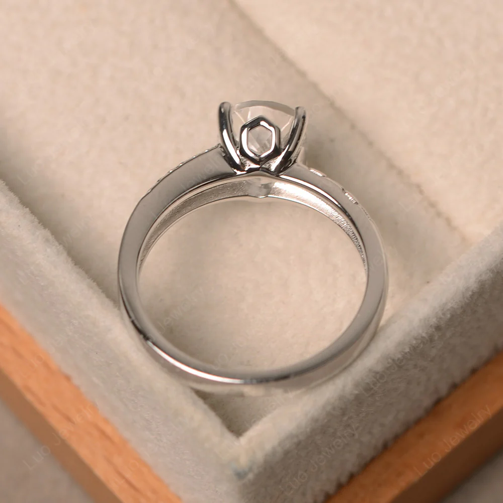 Vintage Style Oval Cut White Topaz Ring - Image 3