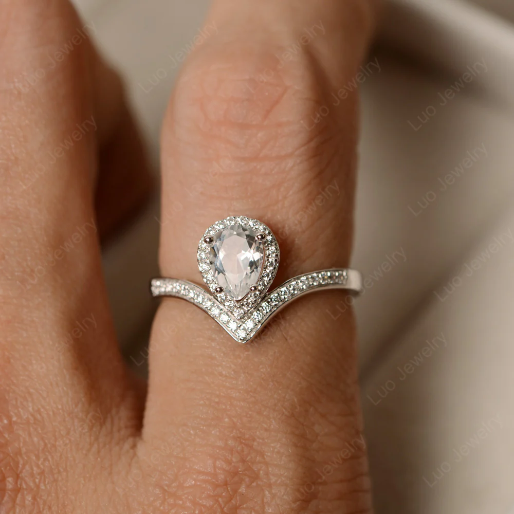 Teardrop Shaped White Topaz Chevron Ring - Image 4