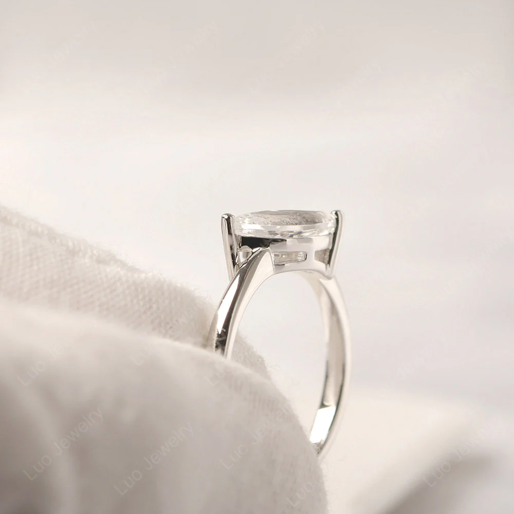 White Topaz Swan Ring - Image 4