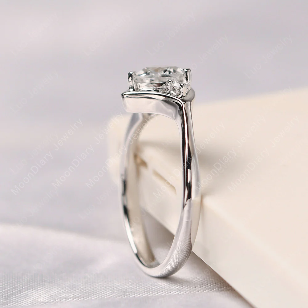 Scalloped White Topaz Engagement Ring - Image 4