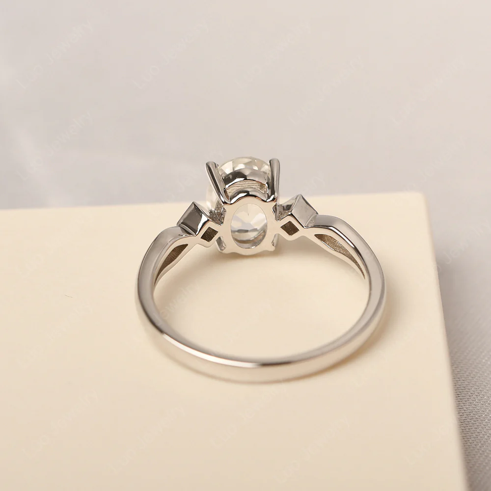 Antique Style White Topaz Ring - Image 3
