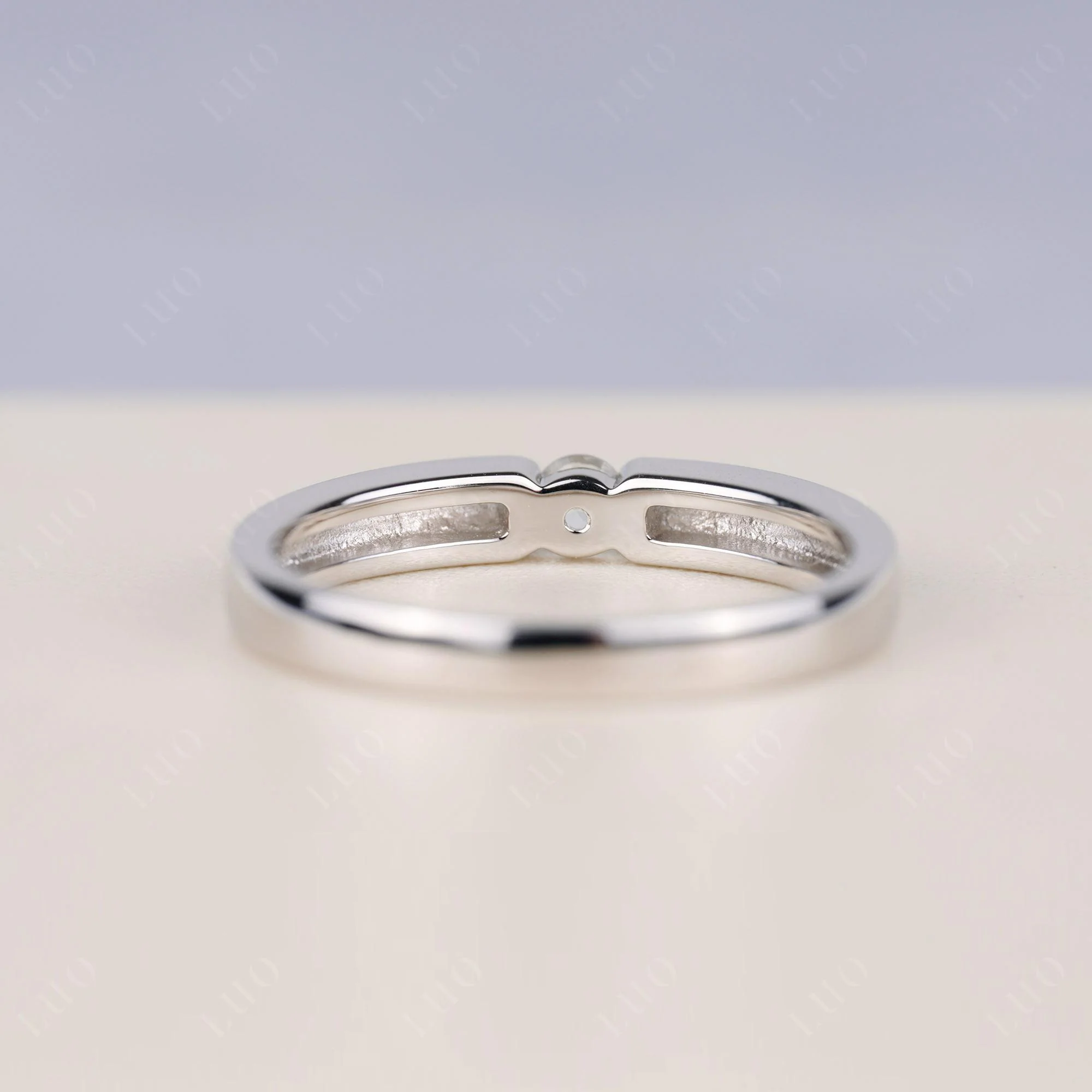 White Topaz Solitaire Band Ring - Image 4