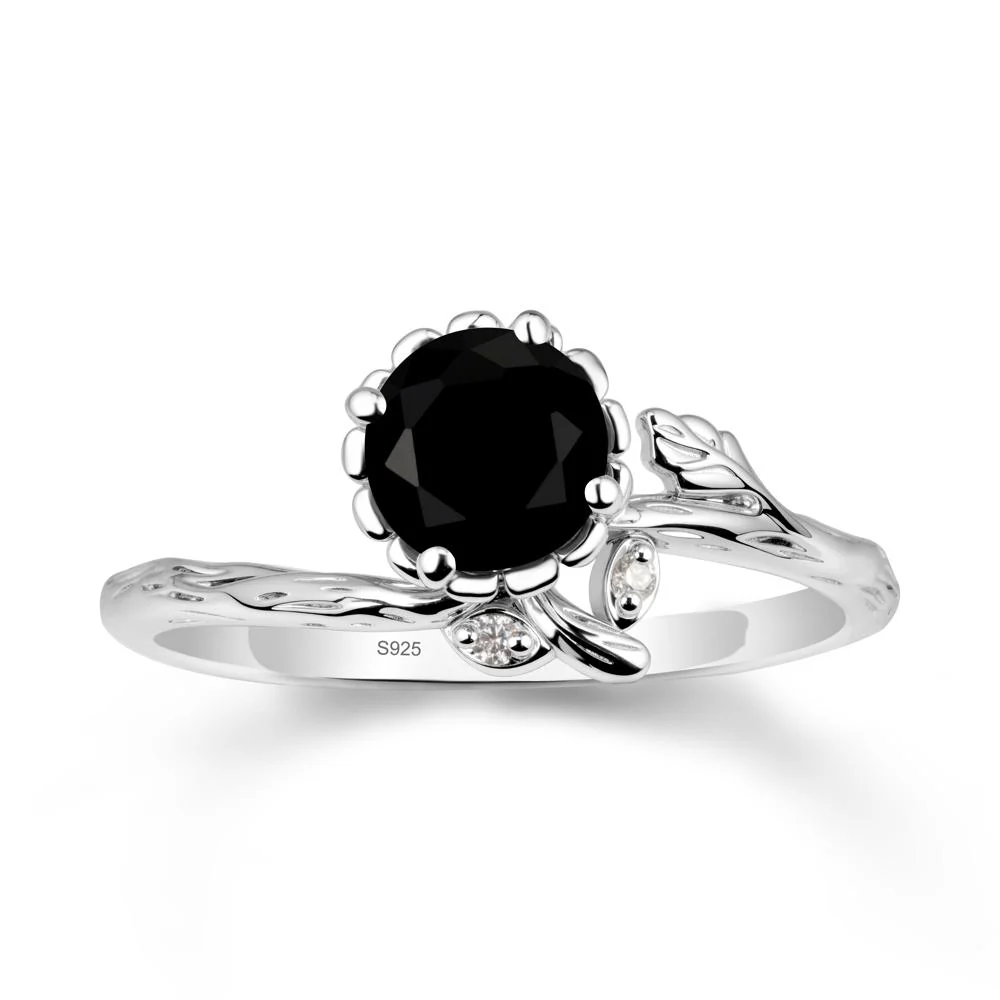 Woodgrain Textured Band Floral Black Spinel Ring